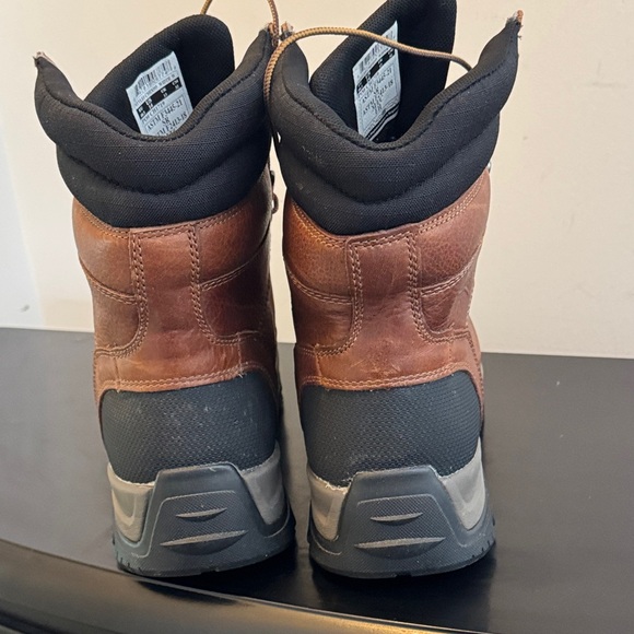 LIKE NEW Carhartt Men's Brown and Black Lace-Up Boots - Picture 9 of 14